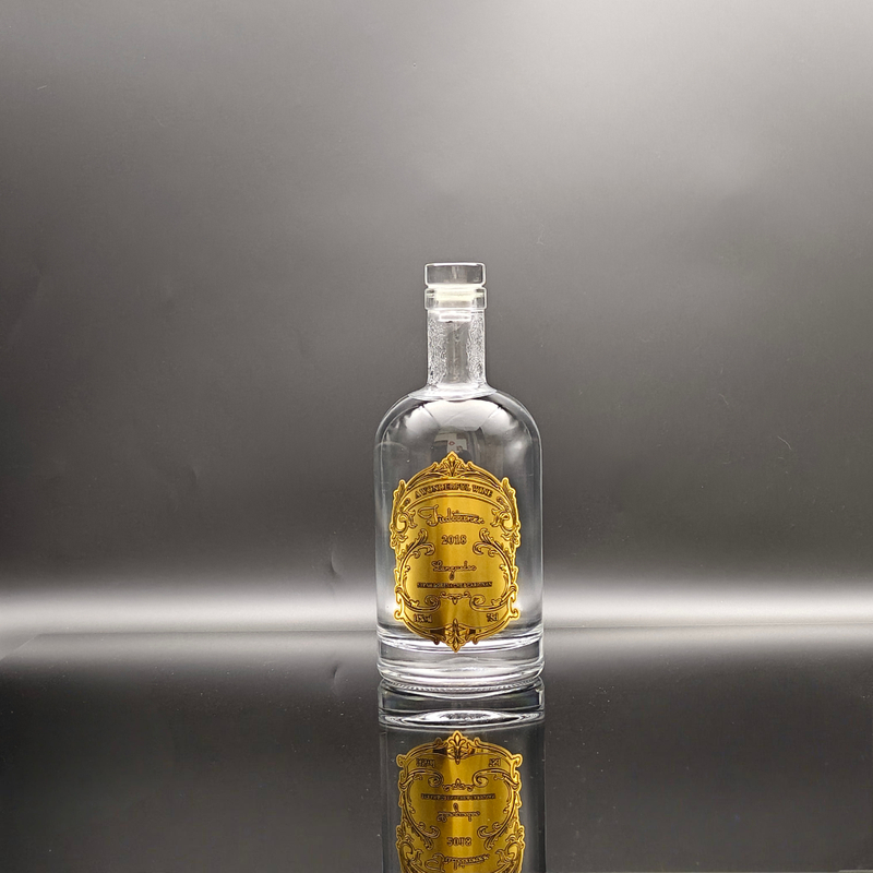 Custom Vodka Glass Bottles with Premium Decoration