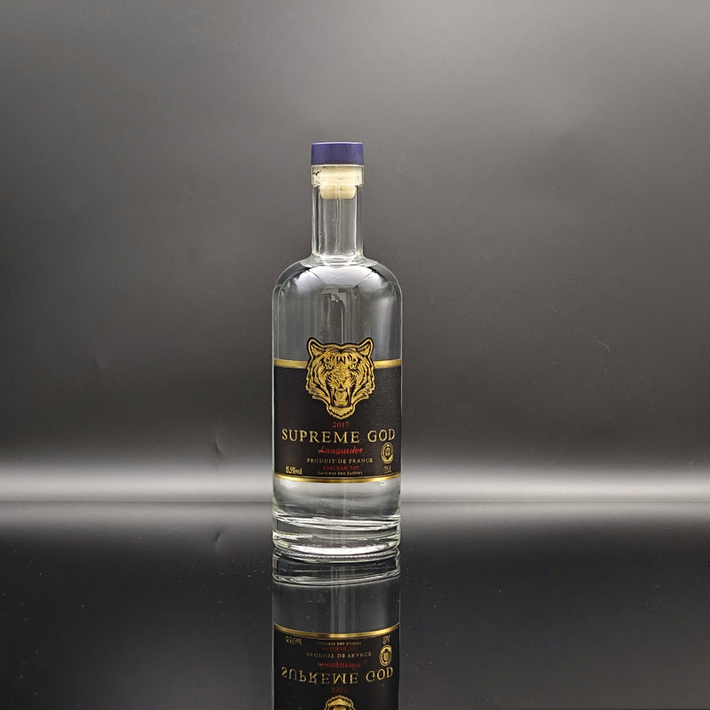 Luxury Elegant Vodka Glass Bottles Packaging with Premium Finishes