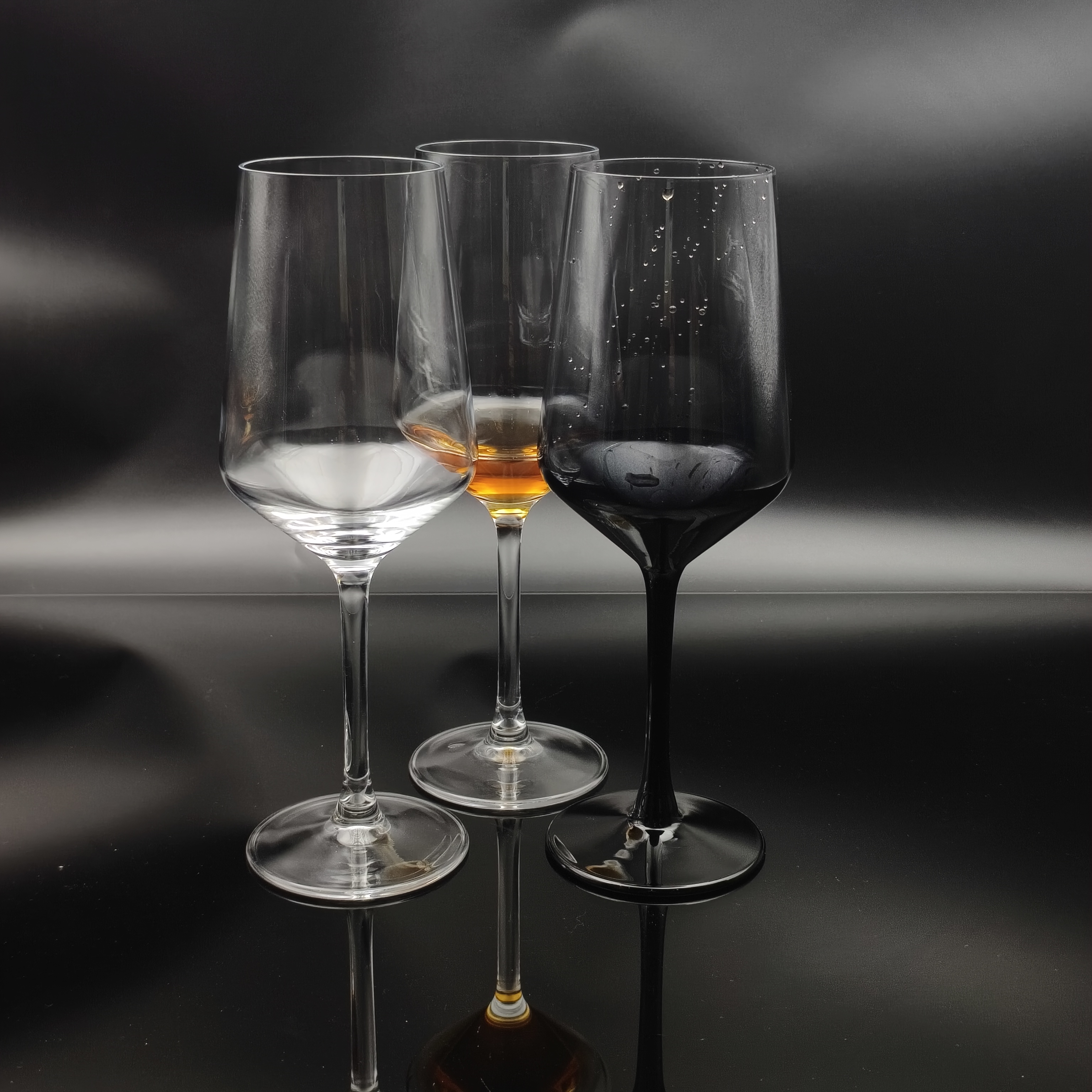 420ml Premium Black Ombre Wine Glass - Custom Color Spraying Crystal Stemware
