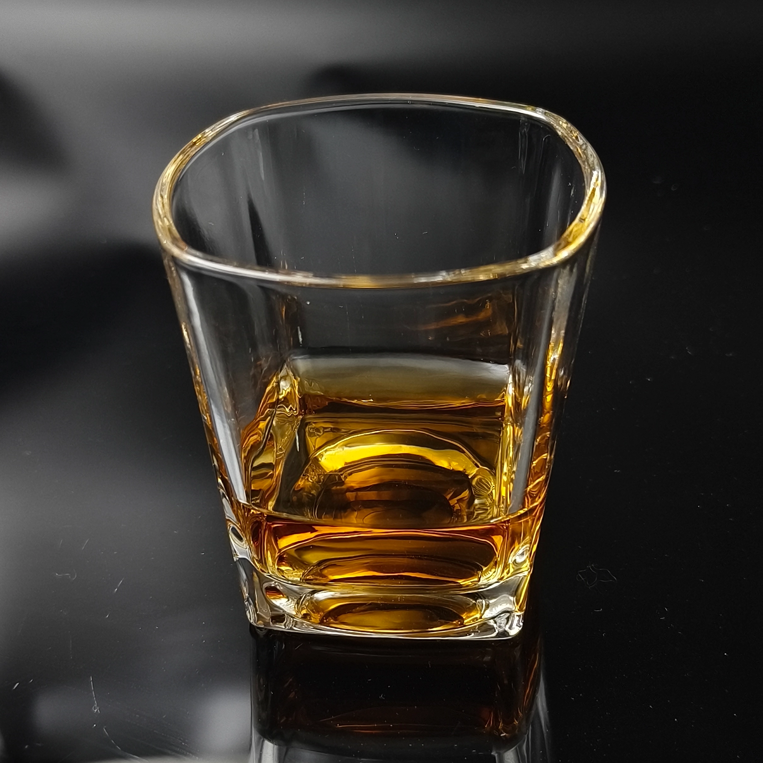 The Essence of Clarity: Minimalist Super Flint Glass Tumbler | Risingsun Glass