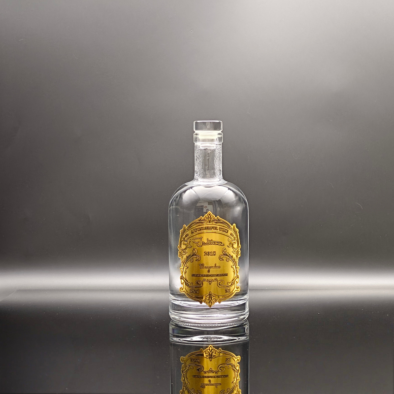 Custom Vodka Glass Bottles with Premium Decoration